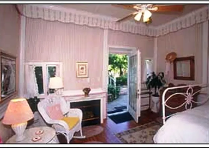 A Victorian Garden Inn