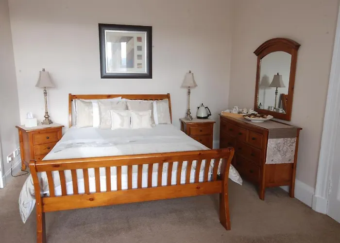 Montrose Bed & Breakfasts 