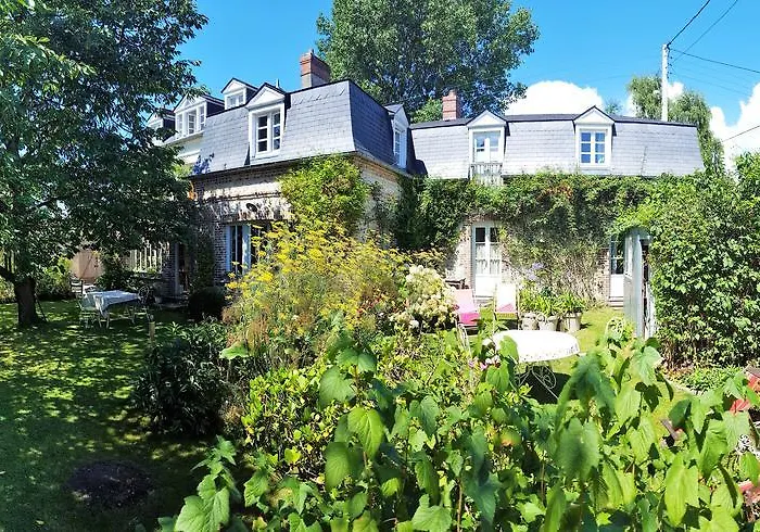 Aux Rives De Honfleur