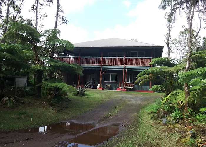 Aloha Crater Lodge