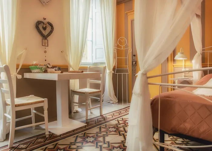 Arezzo Bed & Breakfasts 