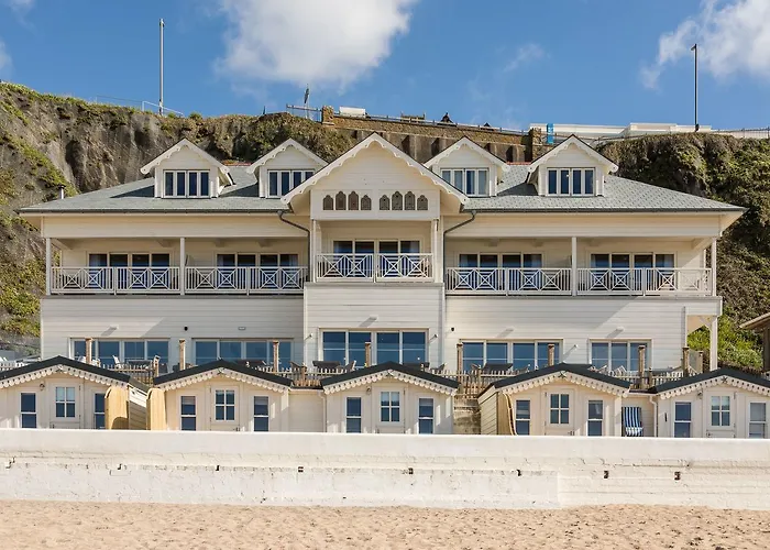 Tolcarne Beach Colonial Restaurant And Rooms