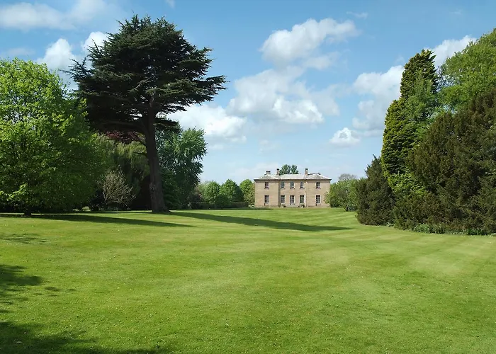 Saltmarshe Hall
