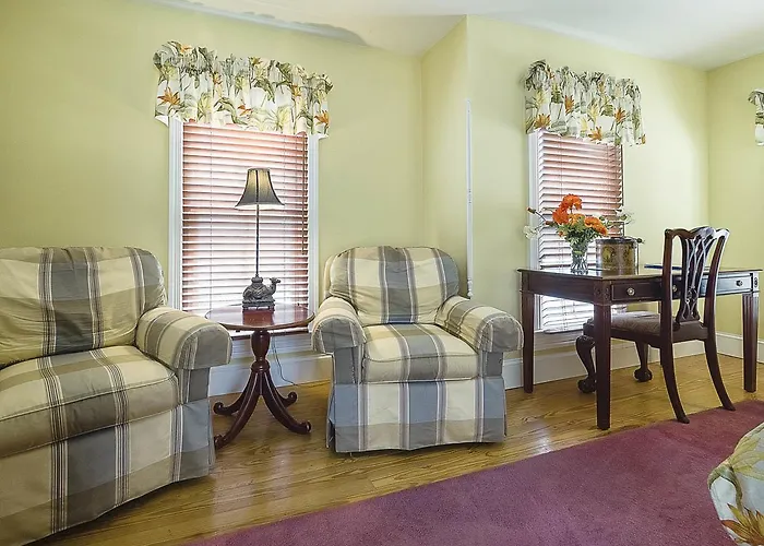 George Brooks House B&B