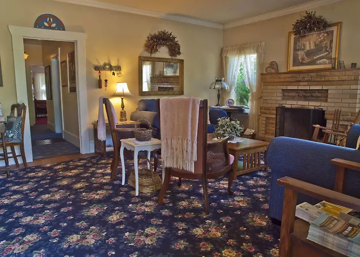 Shady Oaks Country Inn