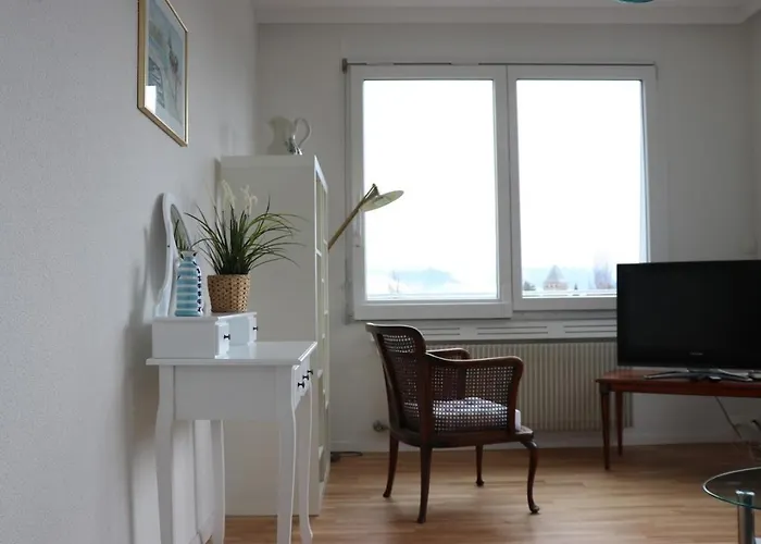 La Maison Des Copains