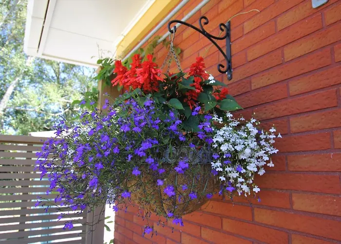 Brecon Pond Bed & Breakfast