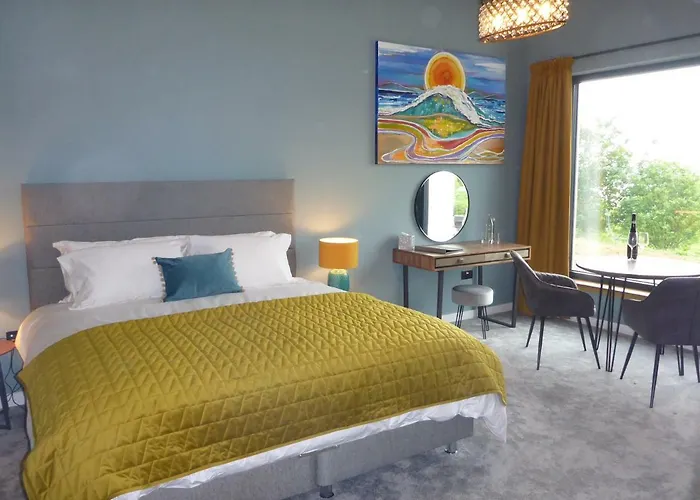 Stones Luxury B&B With Hot Tub And Self-Contained Rooms
