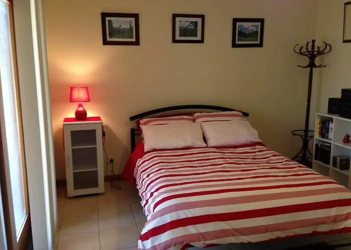Clarevale Cottage B&B