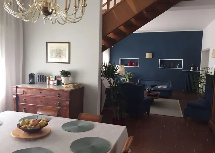 Casa Lunia Guesthouse