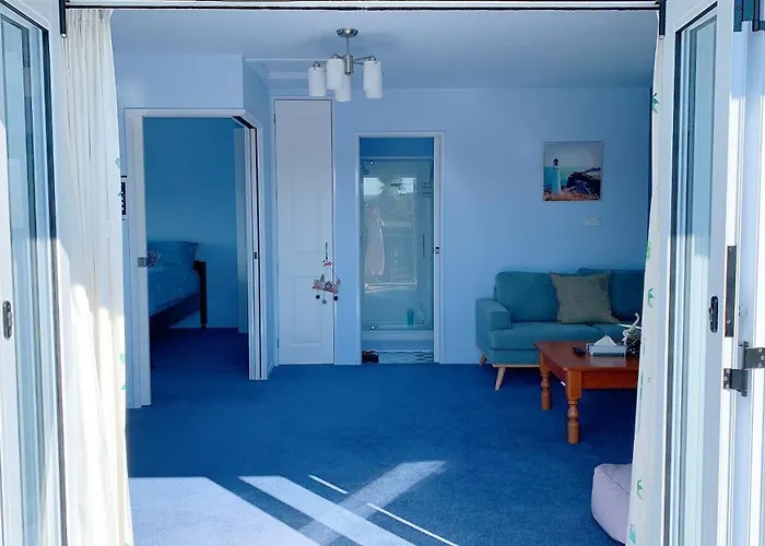 Panoramic View Apartment Without A Kitchen