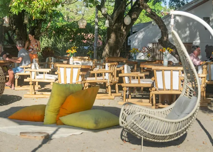 La Dolce Vita - On The Beach - Samara